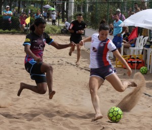 Andréia (E) (São Pedro)